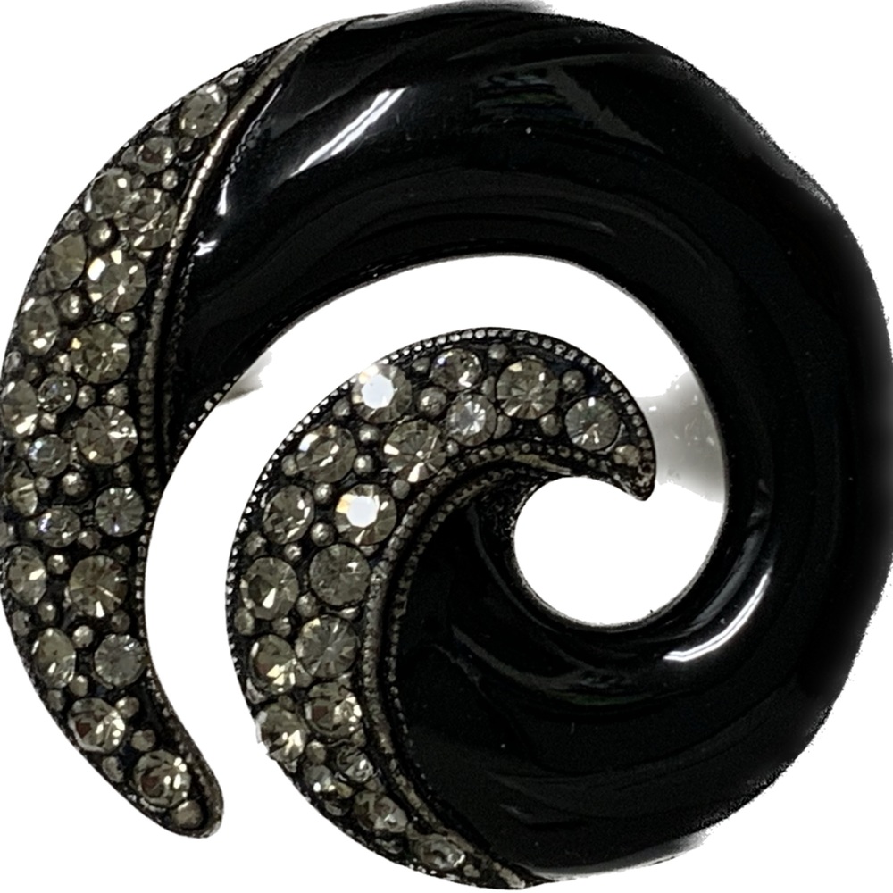 Vintage pin